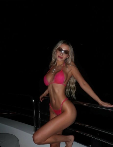 Nagie wyciekłe zdjęcie OnlyFans od Aliahjai
