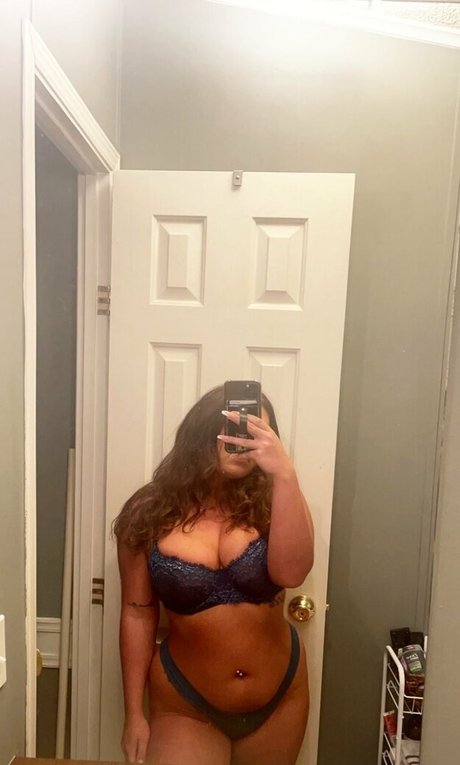 Nagie wyciekłe zdjęcie OnlyFans od Juiciest Jade