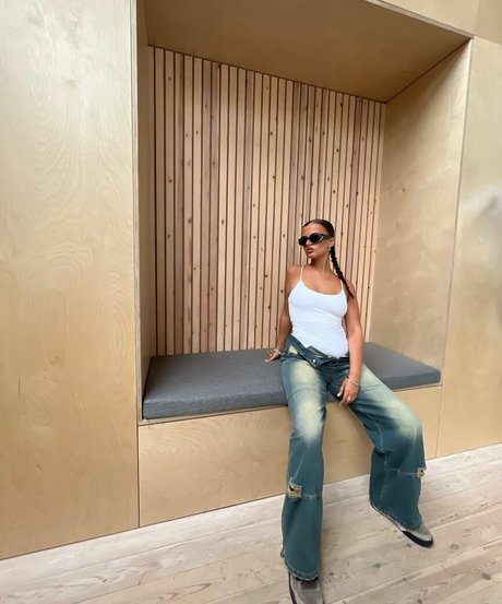 Nagie wyciekłe zdjęcie OnlyFans od Isabella Evans