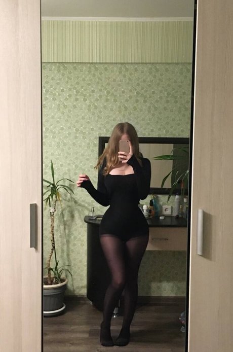 Nagie wyciekłe zdjęcie OnlyFans od Katrlvinaa