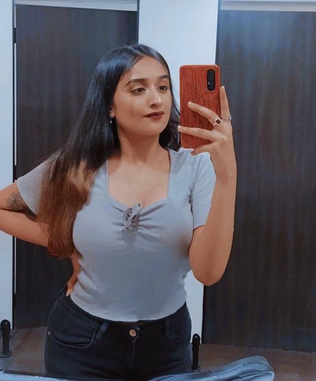 Nagie wyciekłe zdjęcie OnlyFans od Ruchika Tandon