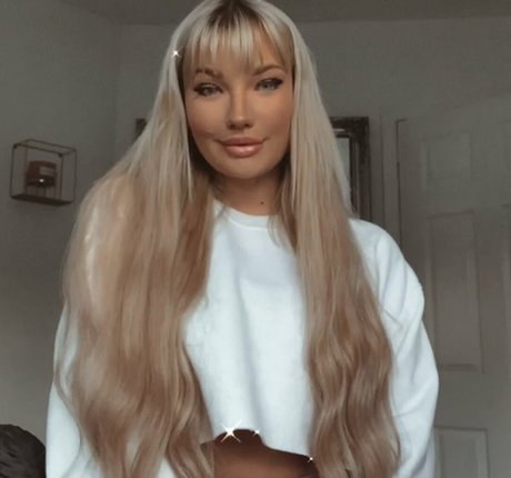 Nagie wyciekłe zdjęcie OnlyFans od Thelittleblondie
