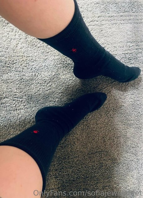Sofiajewelsfeet