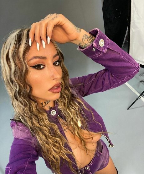Nagie wyciekłe zdjęcie OnlyFans od Larataylorbb