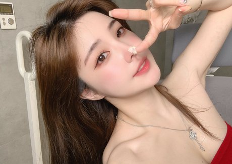 Nagie wyciekłe zdjęcie OnlyFans od Plppt123