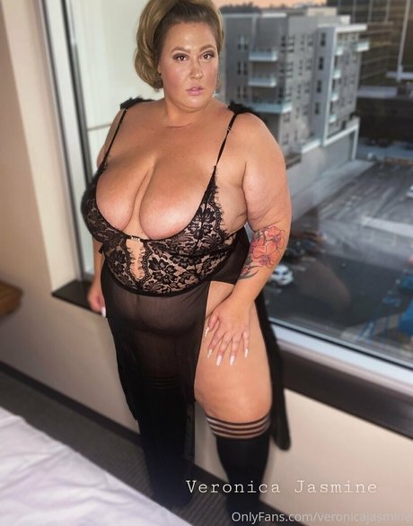 Nagie wyciekłe zdjęcie OnlyFans od Veronicajasmine