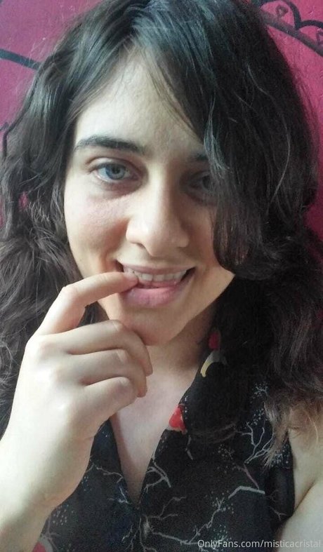 Nagie wyciekłe zdjęcie OnlyFans od Misticacristal