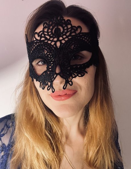 Jennyhotwife