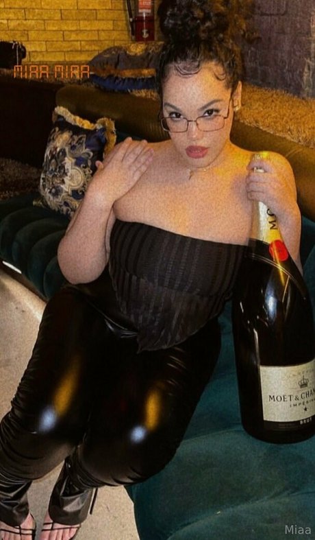 Nagie wyciekłe zdjęcie OnlyFans od Miaayourgirl