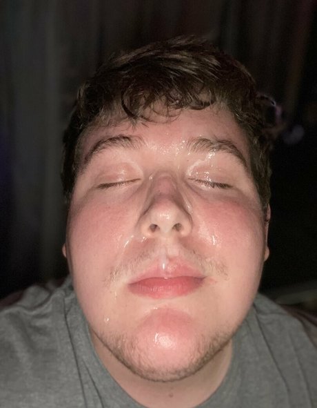 Nagie wyciekłe zdjęcie OnlyFans od Chubbysucker