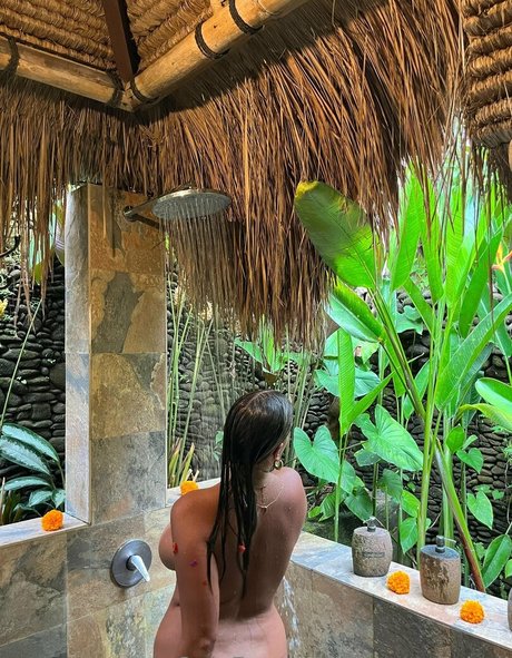 Saucytitsbali