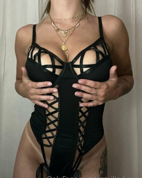 Nagie wyciekłe zdjęcie OnlyFans od Camille Hermelin