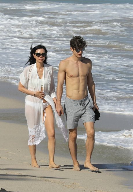 Nagie wyciekłe zdjęcie OnlyFans od Wendi Deng Murdoch