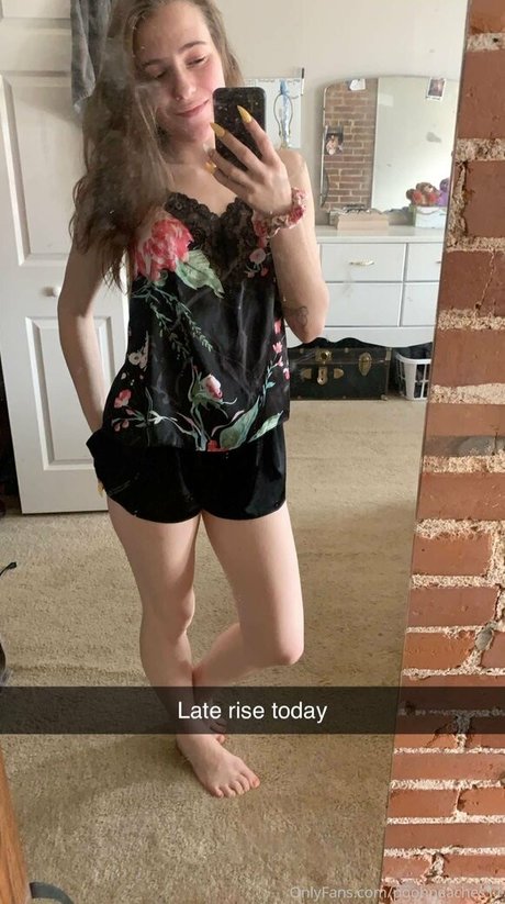 Poohpeaches11