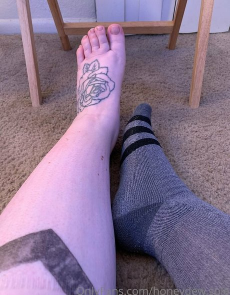 Nagie wyciekłe zdjęcie OnlyFans od Honeydewsole
