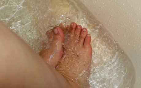 Barefootbabe02
