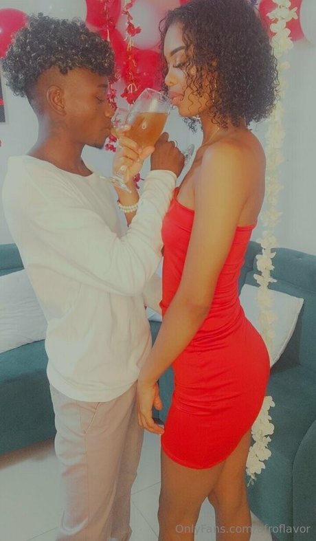 Nagie wyciekłe zdjęcie OnlyFans od Afroflavor