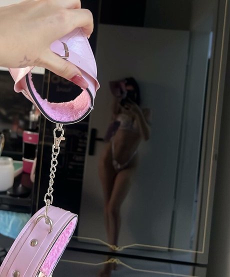 Nagie wyciekłe zdjęcie OnlyFans od Cer