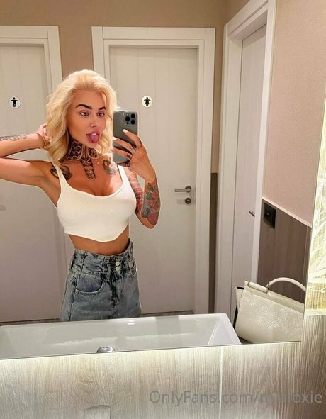 Nagie wyciekłe zdjęcie OnlyFans od Miafoxybae