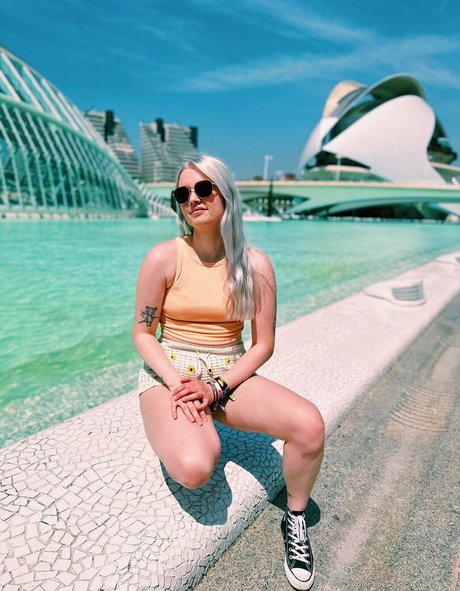 Nagie wyciekłe zdjęcie OnlyFans od Larissa Zeeuwe