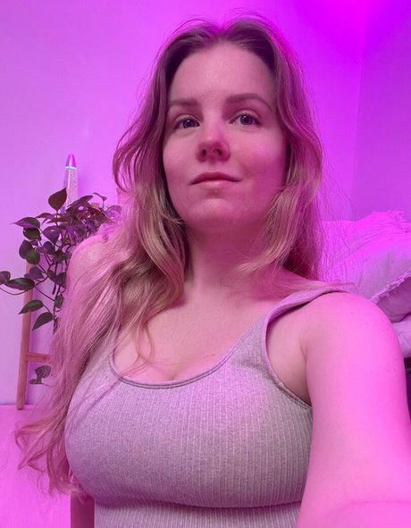 Nagie wyciekłe zdjęcie OnlyFans od Imsessis