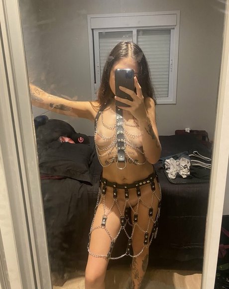 Nagie wyciekłe zdjęcie OnlyFans od Mrhsnt