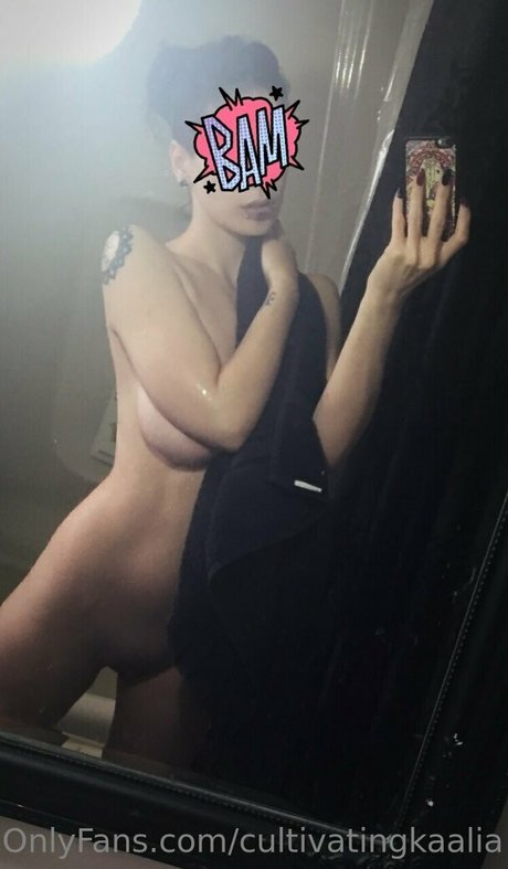 Nagie wyciekłe zdjęcie OnlyFans od Captivatingkaalia
