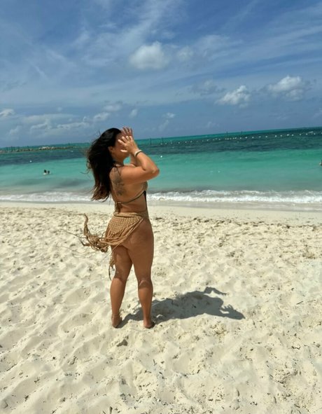 Nagie wyciekłe zdjęcie OnlyFans od Serenasu
