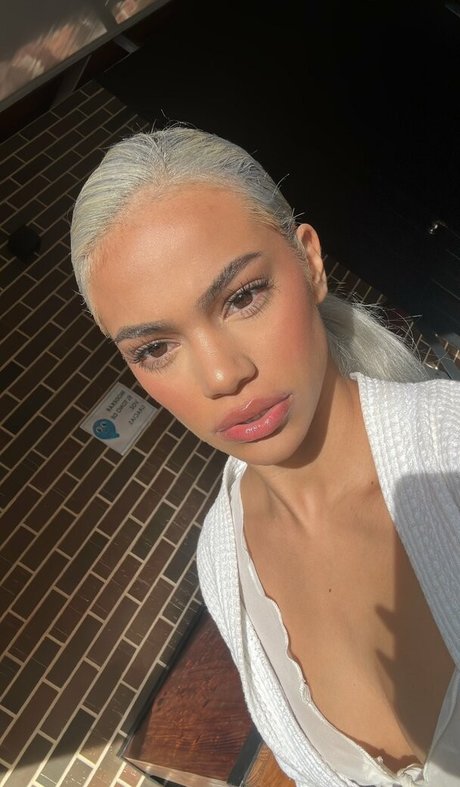 Nagie wyciekłe zdjęcie OnlyFans od Shelynna