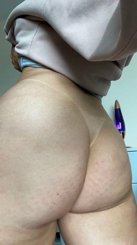 Nagie wyciekłe zdjęcie OnlyFans od Emmiebs