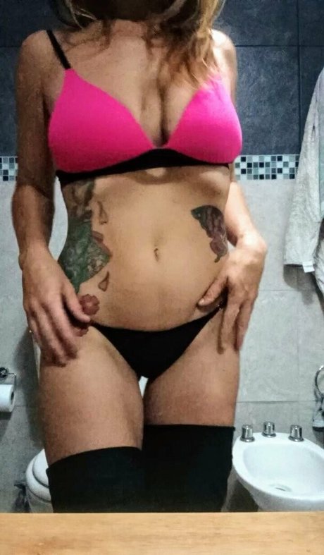 Nagie wyciekłe zdjęcie OnlyFans od Reddishlulu