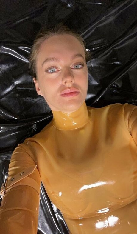 Nagie wyciekłe zdjęcie OnlyFans od Gummipuppet