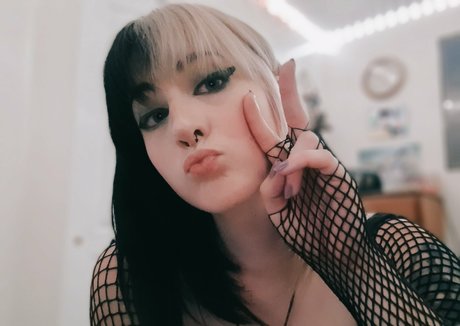 Nagie wyciekłe zdjęcie OnlyFans od Docderheiler