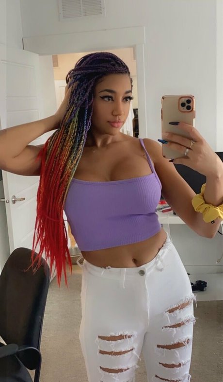 Nagie wyciekłe zdjęcie OnlyFans od Partyatari