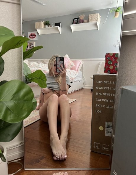 Nagie wyciekłe zdjęcie OnlyFans od Bella Dendel