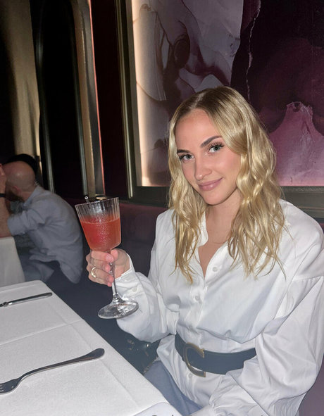 Nagie wyciekłe zdjęcie OnlyFans od Emmranna