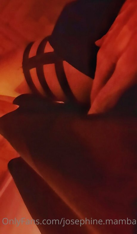 Nagie wyciekłe zdjęcie OnlyFans od Phinemamba
