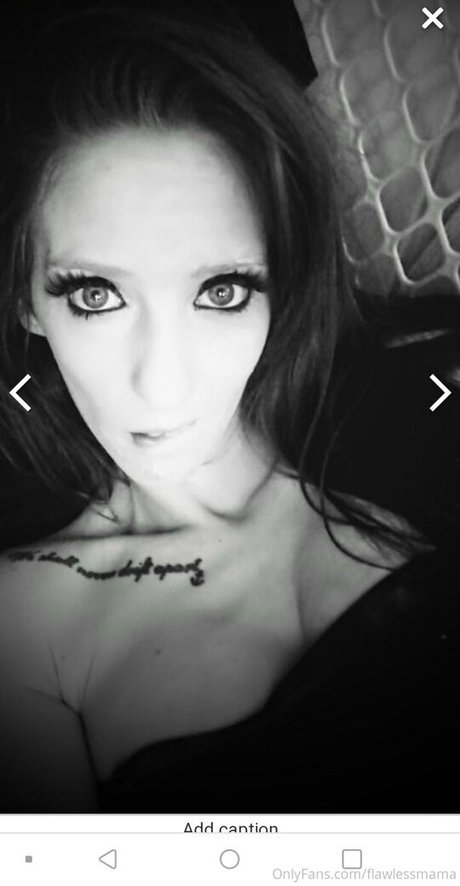 Nagie wyciekłe zdjęcie OnlyFans od Flawlessmama