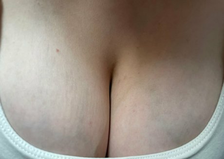 Nagie wyciekłe zdjęcie OnlyFans od Unorwegiankinkypregfree