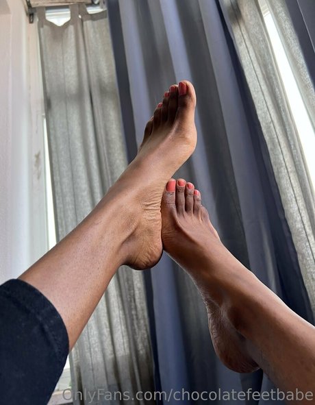 Chocolatefeetbabe