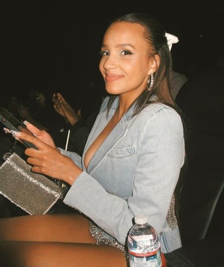 Nagie wyciekłe zdjęcie OnlyFans od Ashley Nicole Williams