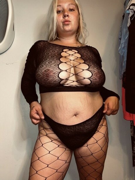 Kinkykinzie2