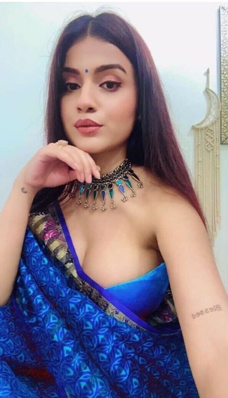 Nagie wyciekłe zdjęcie OnlyFans od Nidhi Chaudhary