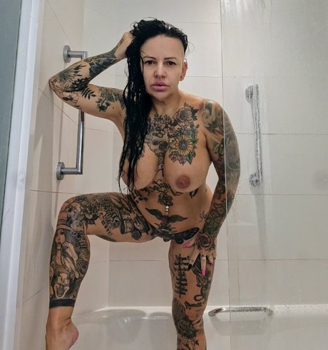 Nagie wyciekłe zdjęcie OnlyFans od Louise Brereton
