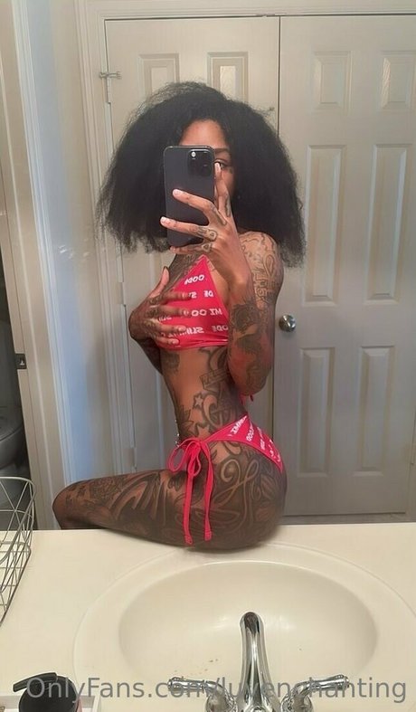 Nagie wyciekłe zdjęcie OnlyFans od Luvenchanting
