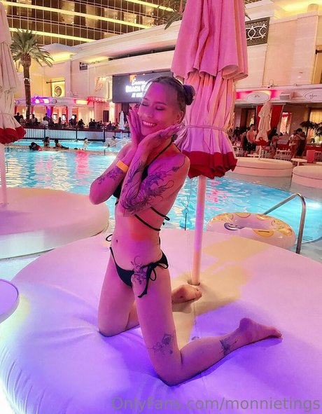 Nagie wyciekłe zdjęcie OnlyFans od Monnietings