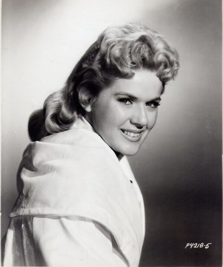 Nagie wyciekłe zdjęcie OnlyFans od Connie Stevens
