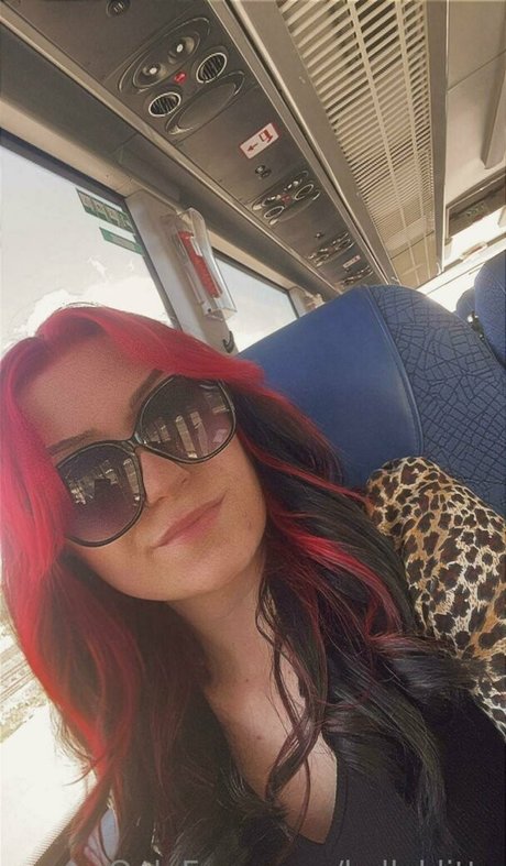 Nagie wyciekłe zdjęcie OnlyFans od Kellyklitta