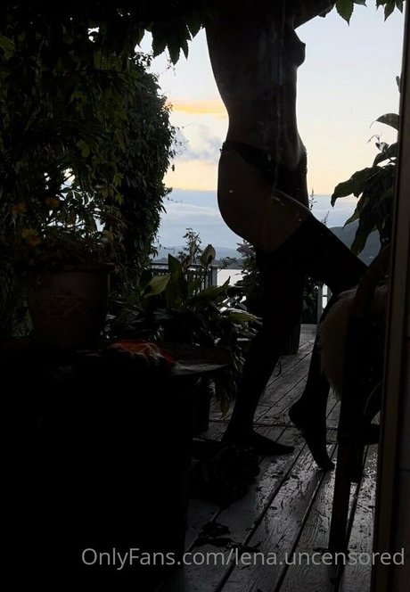 Nagie wyciekłe zdjęcie OnlyFans od Lenauncensored