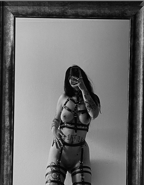 Nagie wyciekłe zdjęcie OnlyFans od Ziyamoranowoskjij